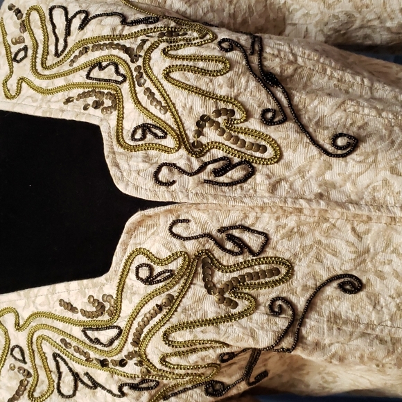 Embroidered Jacket - Picture 2 of 7